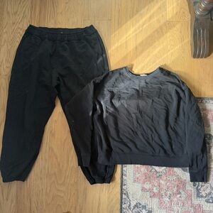 Women’s Pact Black Sweatshirt and Jogger Sweatpants Set, Size XL